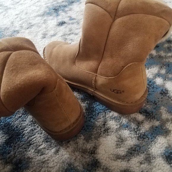 COPY - UGG knee high boots - Picture 5 of 7